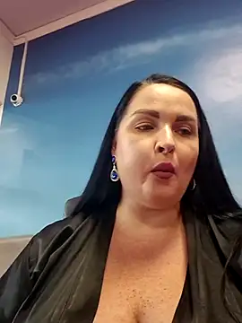 GeorgiaLerox online show from July 2026 01:32:02 PM