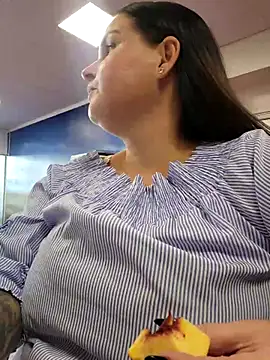 GeorgiaLerox online show from October 2025 11:45:01 AM