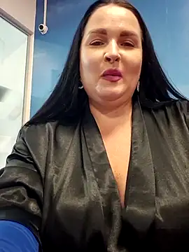 GeorgiaLerox online show from July 2026 01:40:01 PM