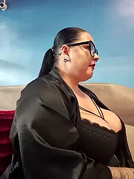 GeorgiaLerox online show from April 2026 01:03:02 PM