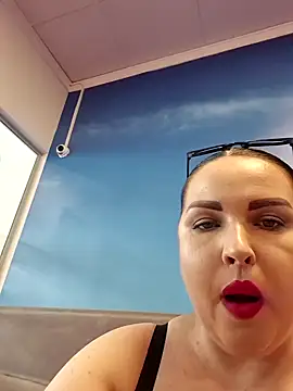 GeorgiaLerox online show from May 2026 12:55:01 PM
