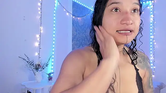 Eva Lee  online show from April 2026 10:28:02 AM