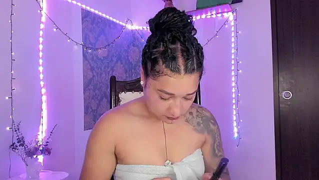 Eva Lee  online show from March 2026 09:50:01 AM