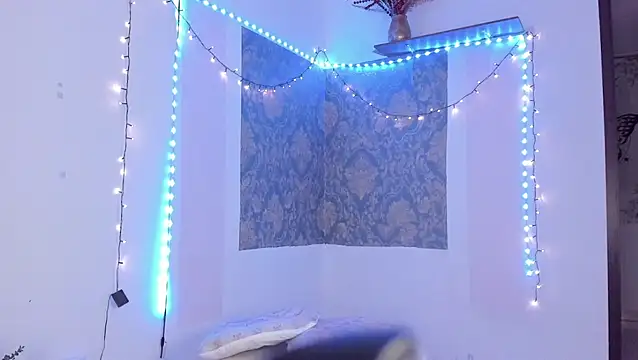 Eva Lee  online show from April 2026 10:06:01 AM