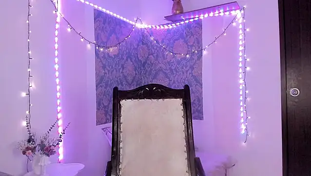 Eva Lee  online show from March 2026 09:37:01 AM