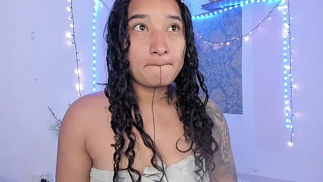 Eva Lee  online show from May 2026 11:03:02 AM