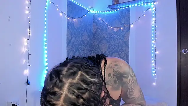 Eva Lee  online show from April 2026 09:59:02 AM