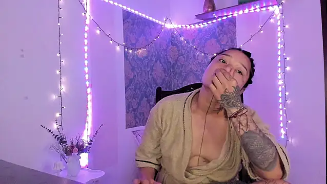 Eva Lee  online show from March 2026 08:58:01 AM