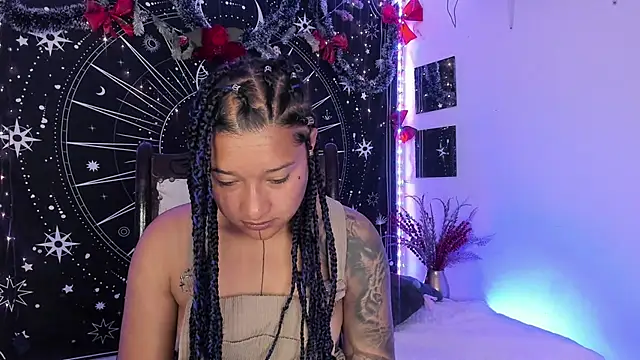 Eva Lee  online show from December 2025 08:57:01 AM