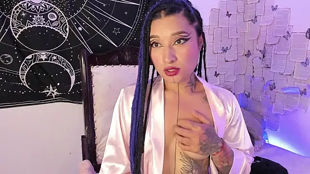 Eva Lee  online show from September 2025 07:08:02 AM