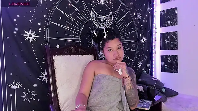 Eva Lee  online show from September 2025 07:36:01 AM