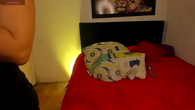 Perla kpop online show from April 2026 09:39:33 PM