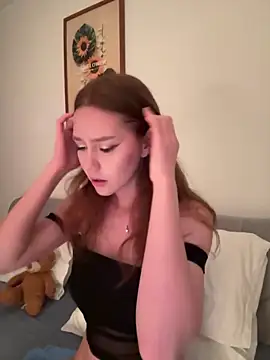 Meow Sophie online show from October 2025 03:24:02 PM