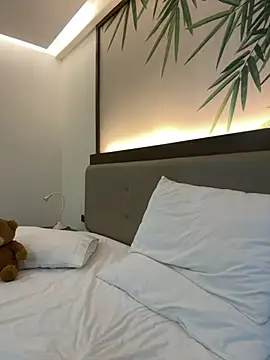 Meow Sophie online show from March 2025 02:45:01 PM