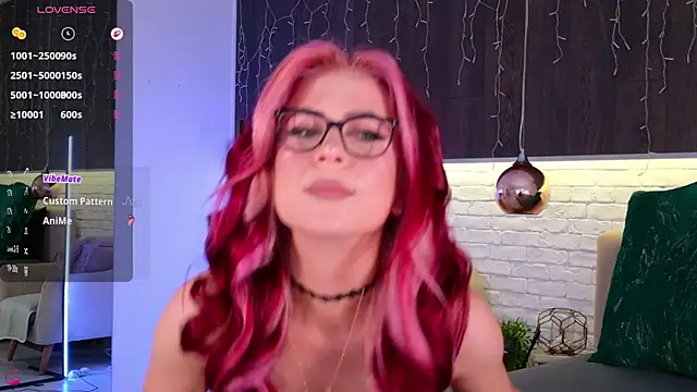 Snapshot of CindeFucknRella chatting on June 2026 05:27:02 AM CindeFucknRella online show from June 2026 05:27:02 AM