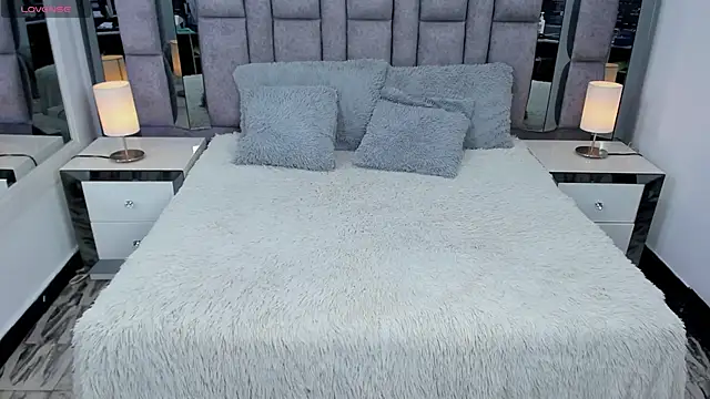 EMMAHILL1 online show from January 2026 11:14:02 AM