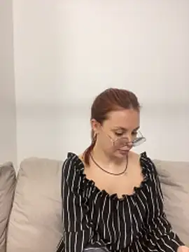 lovebellagrey online show from February 2026 03:56:02 PM