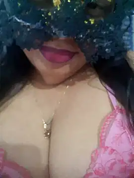chubby wife online show from February 2026 04:01:01 AM