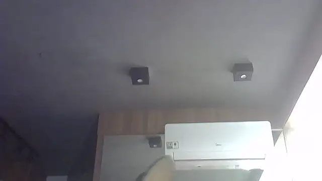 Skinny-Kitten online show from June 2026 03:04:01 AM