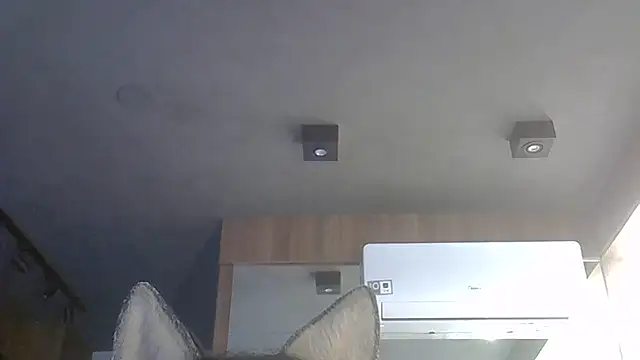 Skinny-Kitten online show from November 2025 12:52:02 PM