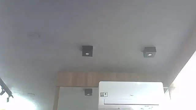 Skinny-Kitten online show from November 2025 04:01:02 AM