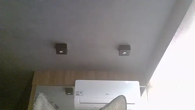 Snapshot of Skinny-Kitten chatting on January 2026 11:22:01 PM Skinny-Kitten online show from January 2026 11:22:01 PM