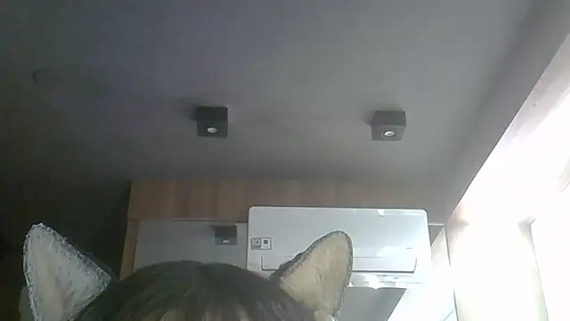 Skinny-Kitten online show from July 2026 11:38:01 PM
