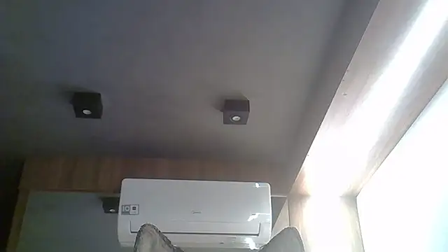 Snapshot of Skinny-Kitten chatting on January 2026 11:22:01 PM Skinny-Kitten online show from January 2026 11:22:01 PM