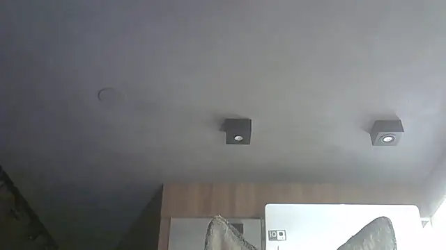 Skinny-Kitten online show from November 2025 09:25:01 PM