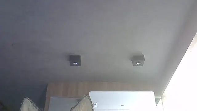 Snapshot of Skinny-Kitten chatting on December 2025 03:50:02 PM Skinny-Kitten online show from December 2025 03:50:02 PM