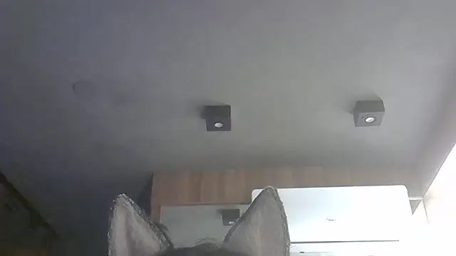 Skinny-Kitten online show from November 2025 01:11:01 PM