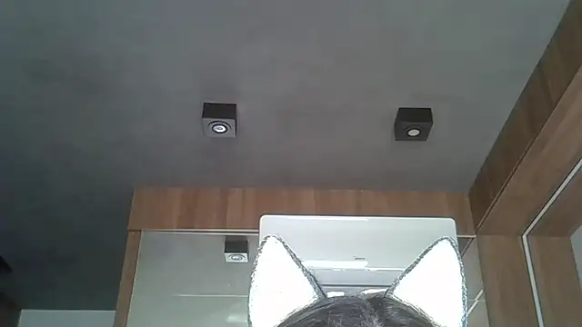 Skinny-Kitten online show from October 2025 06:52:02 PM