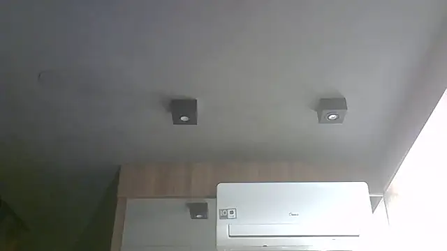 Skinny-Kitten online show from November 2025 12:48:01 AM