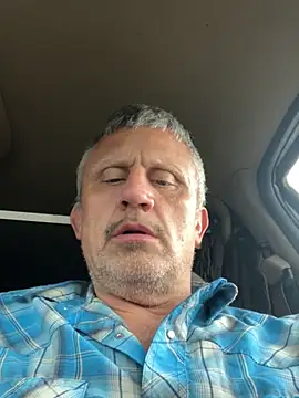 prekumstud online show from April 2026 01:01:02 AM