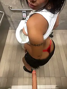 ATENEA SEXXXY online show from November 2025 09:15:01 PM