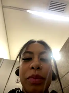 ATENEA SEXXXY online show from November 2025 09:47:01 PM