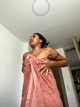ATENEA SEXXXY online show from October 2025 12:29:02 PM