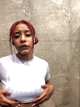 ATENEA SEXXXY online show from February 2026 07:05:01 PM