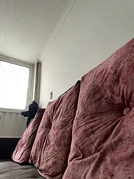 Abril Luv online show from March 2026 01:26:01 PM