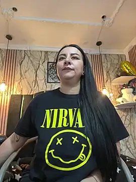 Abril Luv online show from March 2025 01:25:02 PM