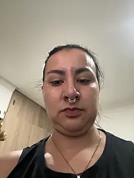 Snapshot of Abril_Luv chatting on June 2026 12:59:01 AM Abril Luv online show from June 2026 12:59:01 AM
