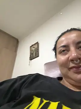Snapshot of Abril_Luv chatting on May 2026 12:54:02 AM Abril Luv online show from May 2026 12:54:02 AM