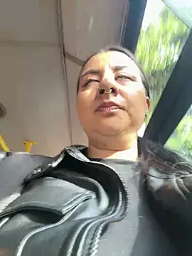 Snapshot of Abril_Luv chatting on May 2026 12:11:01 PM Abril Luv online show from May 2026 12:11:01 PM