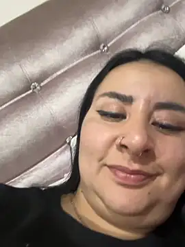 Snapshot of Abril_Luv chatting on July 2026 02:00:02 AM Abril Luv online show from July 2026 02:00:02 AM