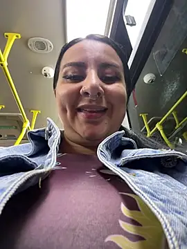 Snapshot of Abril_Luv chatting on July 2026 01:30:01 AM Abril Luv online show from July 2026 01:30:01 AM