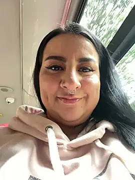 Snapshot of Abril_Luv chatting on June 2026 12:43:01 PM Abril Luv online show from June 2026 12:43:01 PM