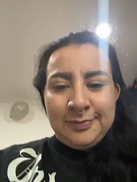 Abril Luv online show from February 2026 01:07:01 AM