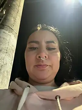 Snapshot of Abril_Luv chatting on July 2026 01:23:02 AM Abril Luv online show from July 2026 01:23:02 AM