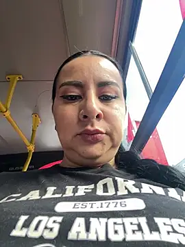 Snapshot of Abril_Luv chatting on July 2026 12:02:01 PM Abril Luv online show from July 2026 12:02:01 PM