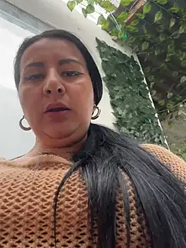 Abril Luv online show from March 2025 07:22:02 PM